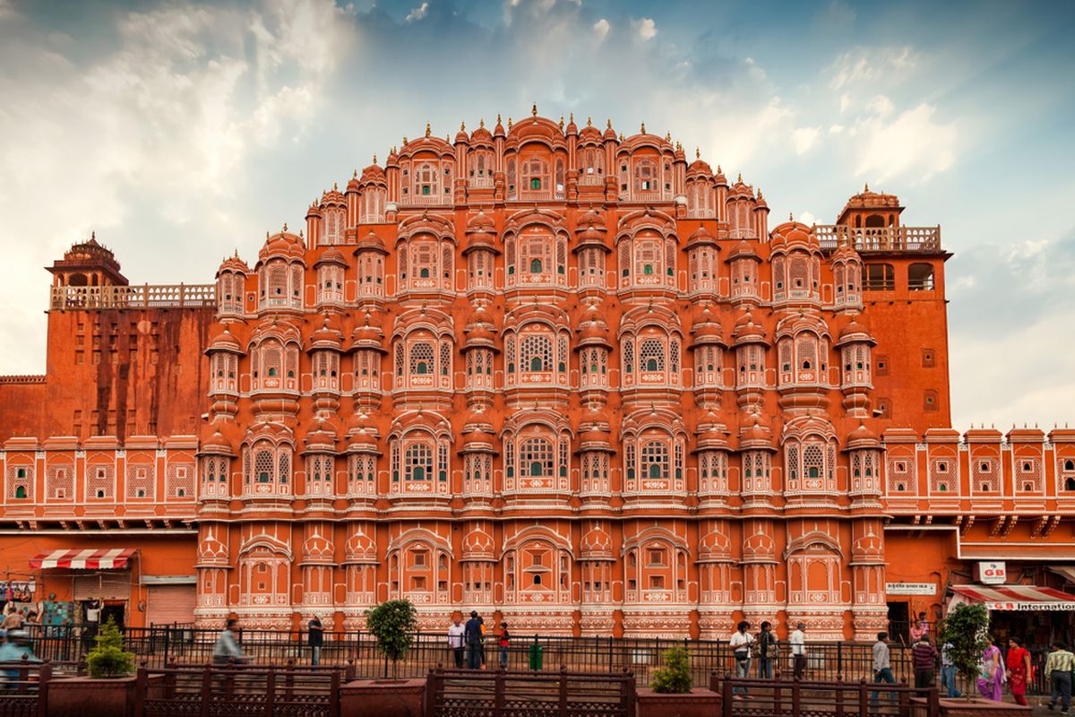 menjelajahi-kota-kota-kerajaan-di-rajasthan-dari-jaipur-merah-muda-hingga-jaisalmer-emas