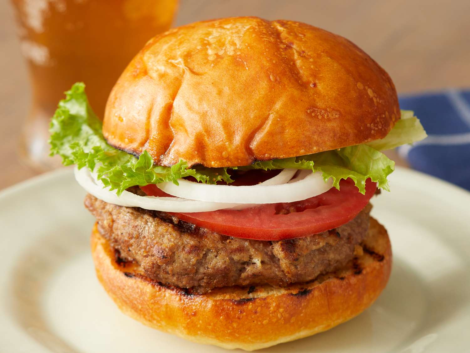 Burger Terenak dengan Saus Rahasia yang Bikin Ketagihan