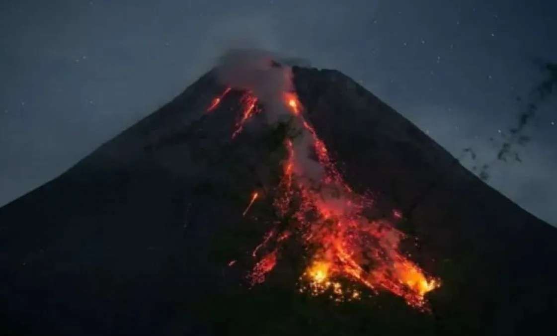 Judul: Merapi Erupsi Lagi! Warga Diminta Siaga Akses Game Online Trisula88 Tetap Aman
